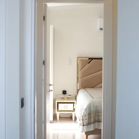 Two-bedroom Penthouse 35 Aria Daire *